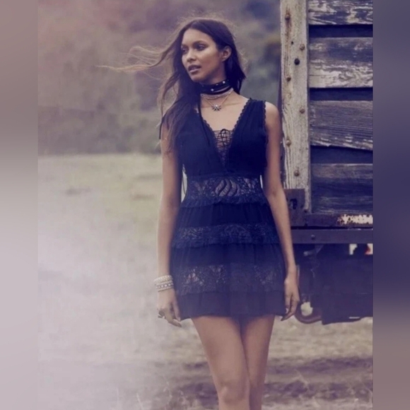 For Love&Lemons Black Lola Rose Dress Size Small - Picture 5 of 14